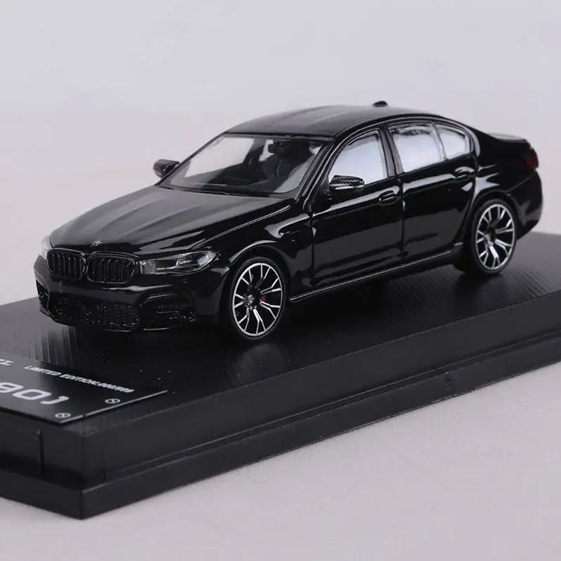 BMW M5 F90 MK6 MJ Model 1:64 Diecast