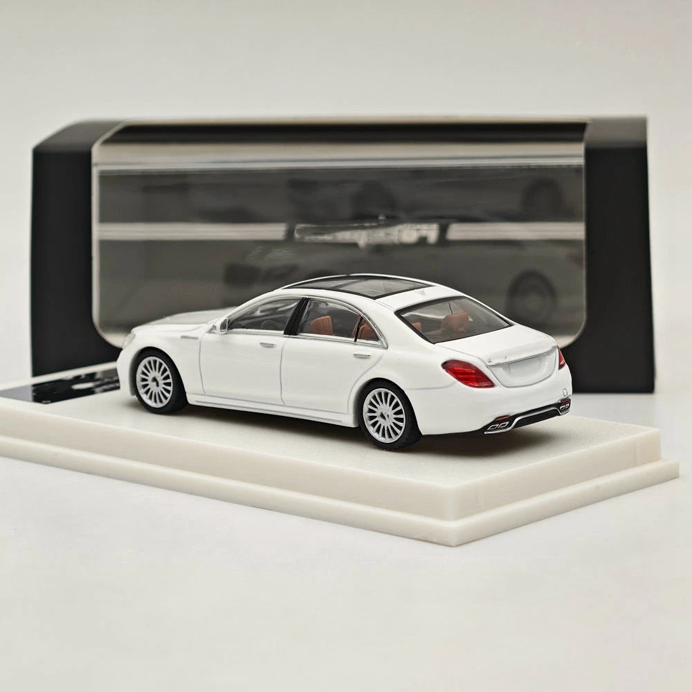 Mercedes-Benz S65 W222 Fine Works 1:64 Diecast