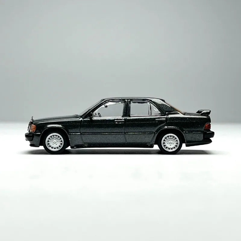 Tarmac Works Mercedes-Benz 190E 1:64 Diecast