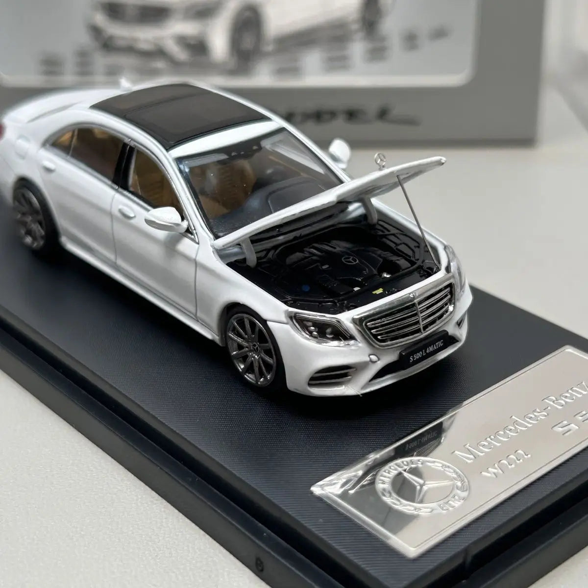 Mercedes-Benz S500L W222 Glory 1:64 Diecast
