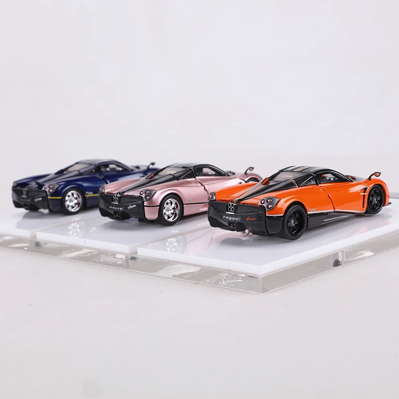 Hkm 1 64 Huayra Can Open the Door and the 1:64 Diecast