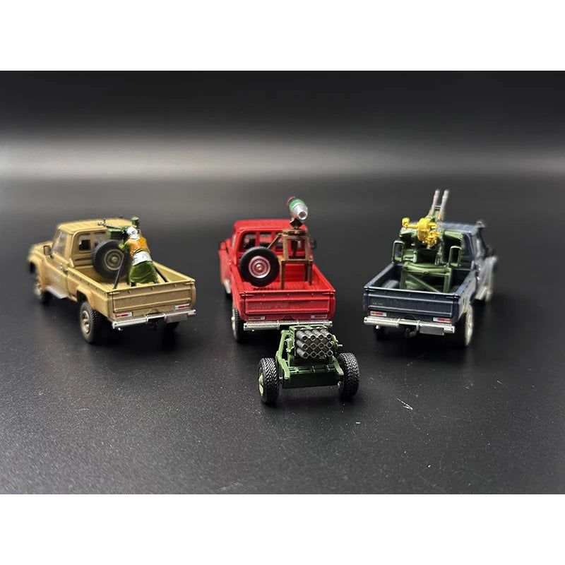 Toyota Land Cruiser LC79 J70 Armed Pickup Truck HobbyFans 1:64 Scale Diecast Model Car