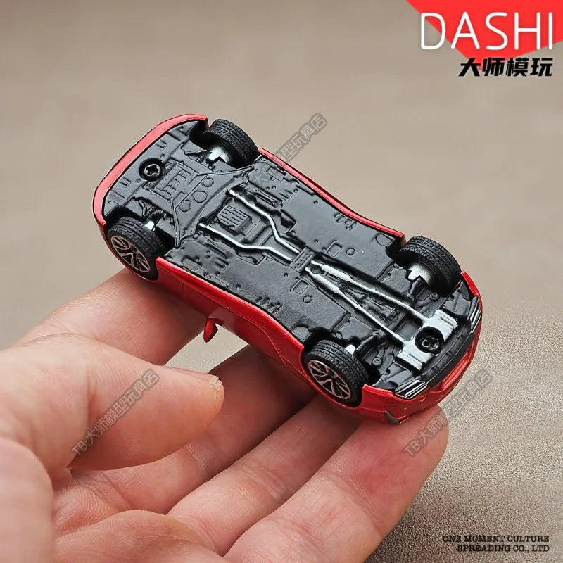 Lexus LC500h Sport Edition Masdi 1:64 Diecast