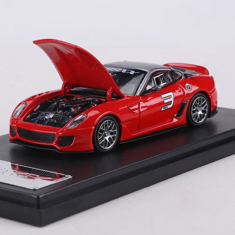 Rm 1 64 599xx the Hood Can Be Opened 1:64 Diecast