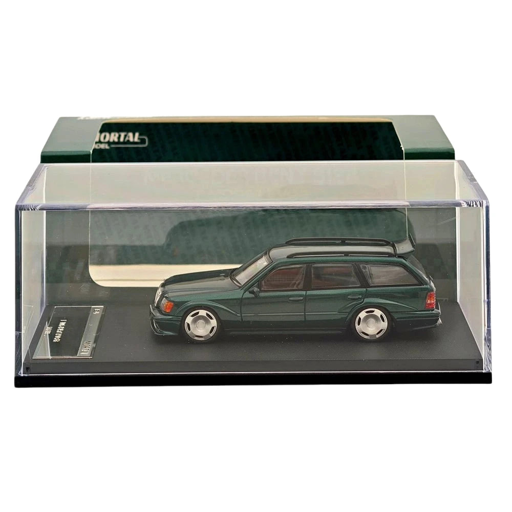 Mercedes-Benz S124 T MODEII EVO2 Wagon Taxi 1:64 Diecast