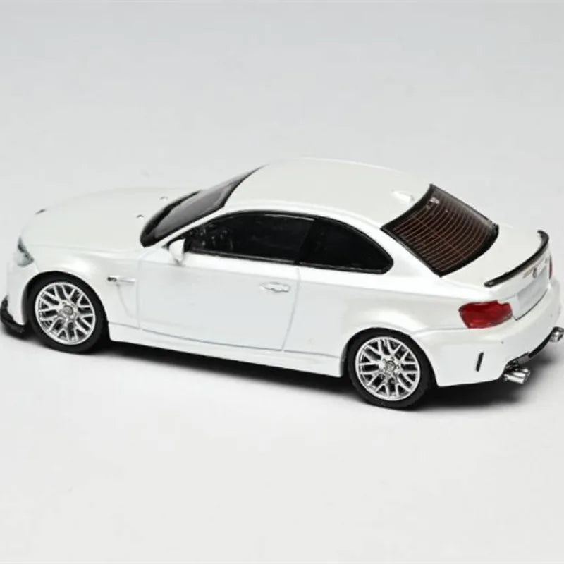 BMW 1M E82 7:64 Diecast