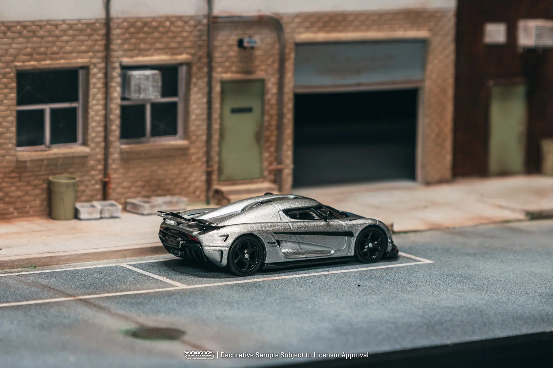 Tw 1 64 Koenigsegg Regera Silver Metallic Blue Accents Tarmac 1:64 Diecast