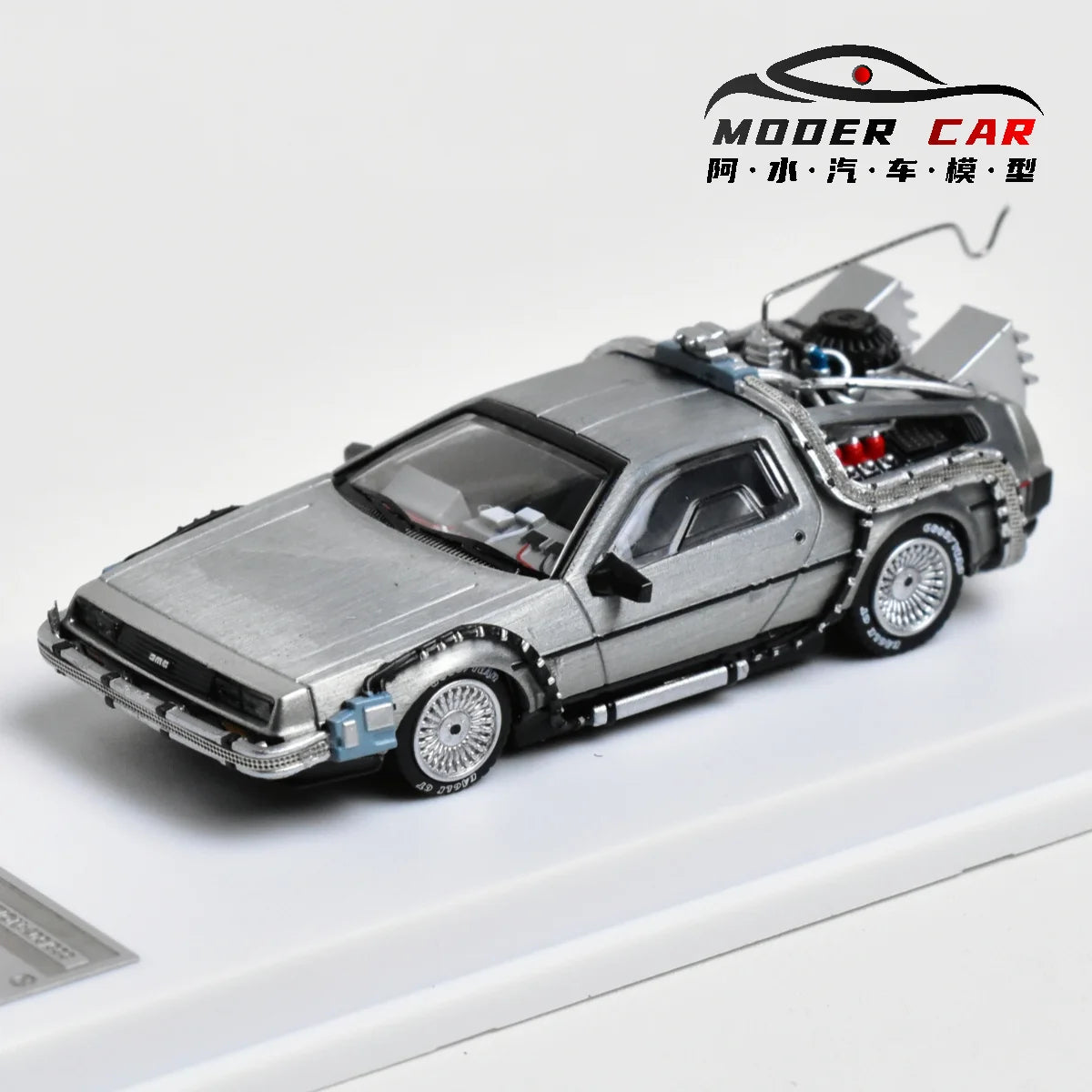 DeLorean DMC-12 Back to the Future MJ 1:64 Diecast
