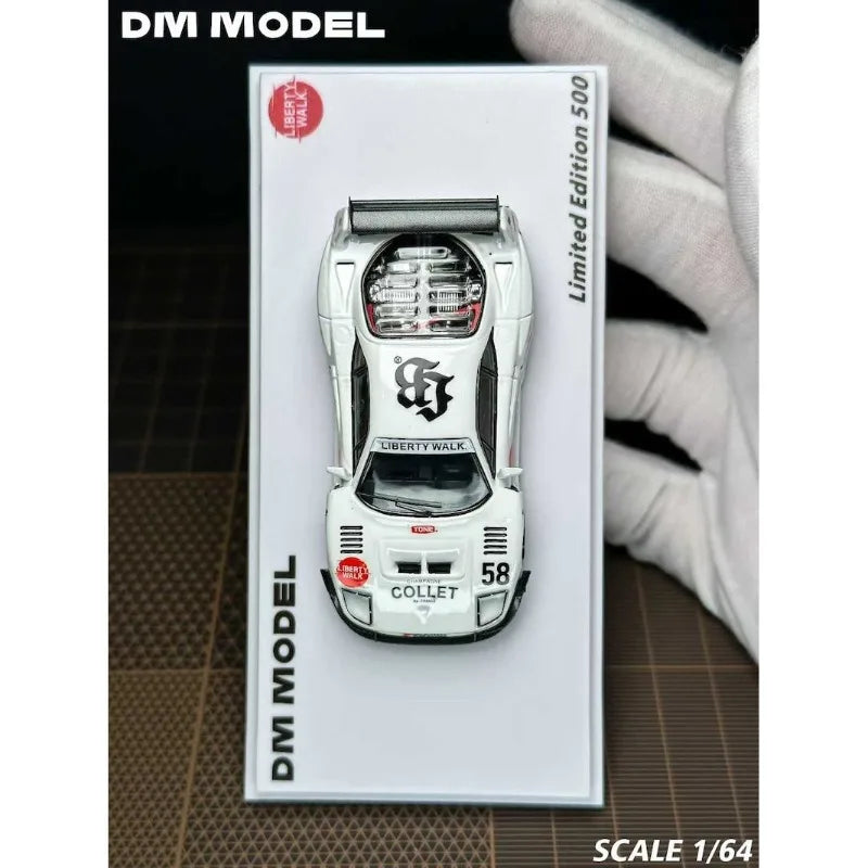 Ferrari F40 LBWK #58 Martini DM Model 1:64 Diecast