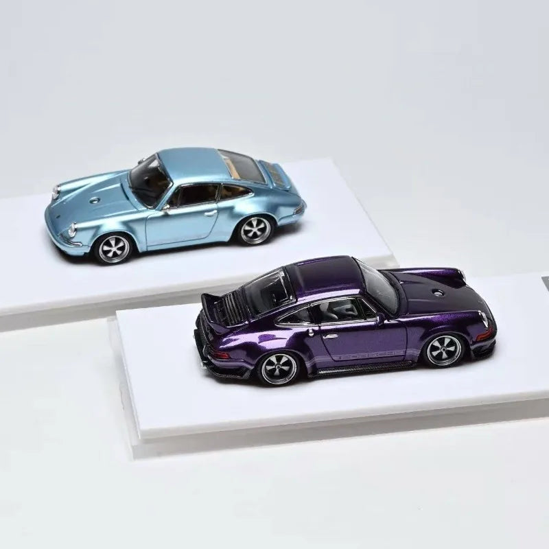 Metallic Purple Icy Blue 1:64 Diecast