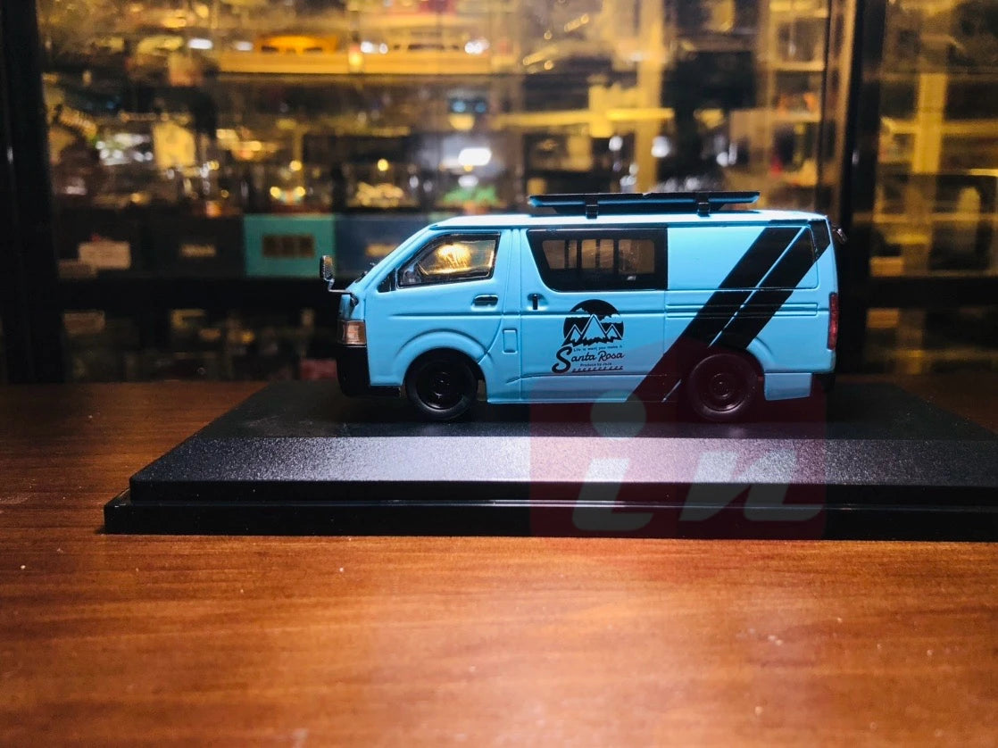 Toyota Hiace Hong Kong Blue 1:43 Diecast Model