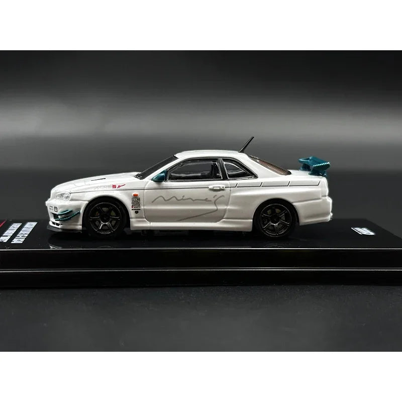 INNO64 Nissan Skyline GT-R R34 Spec 1:64 Diecast