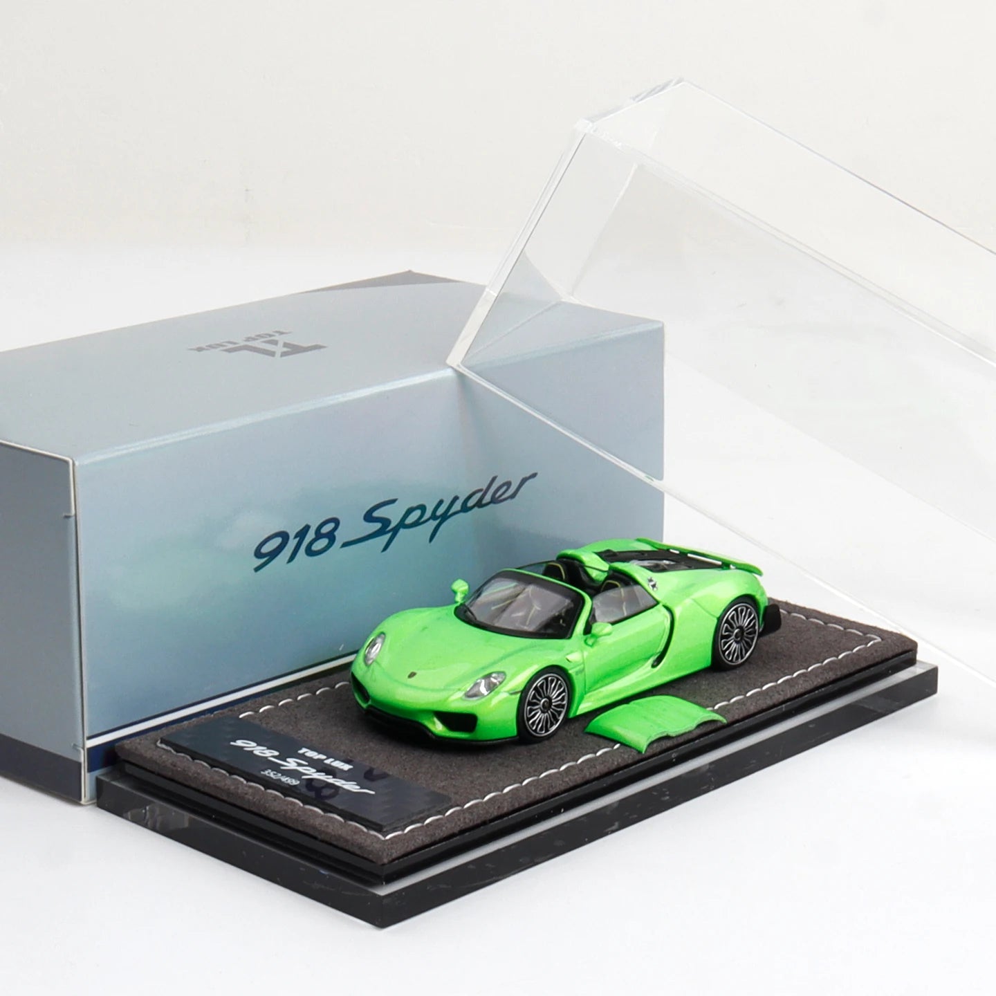 Porsche 918 Spyder Top LUX 1:64 Diecast
