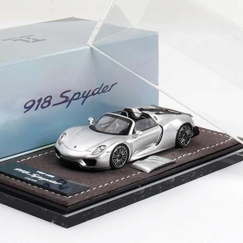 Porsche 918 Spyder LUX 1:64 Diecast