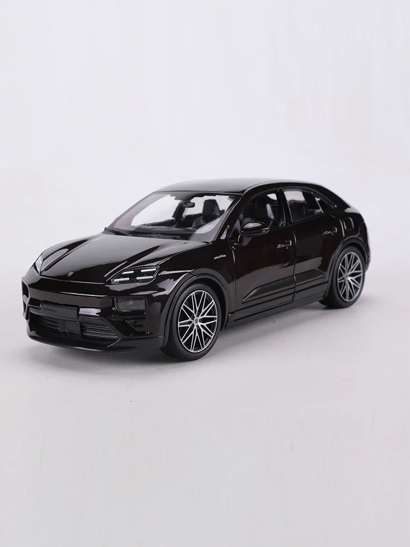 Bburago Porsche Macan Turbo Electric 1:24 Diecast
