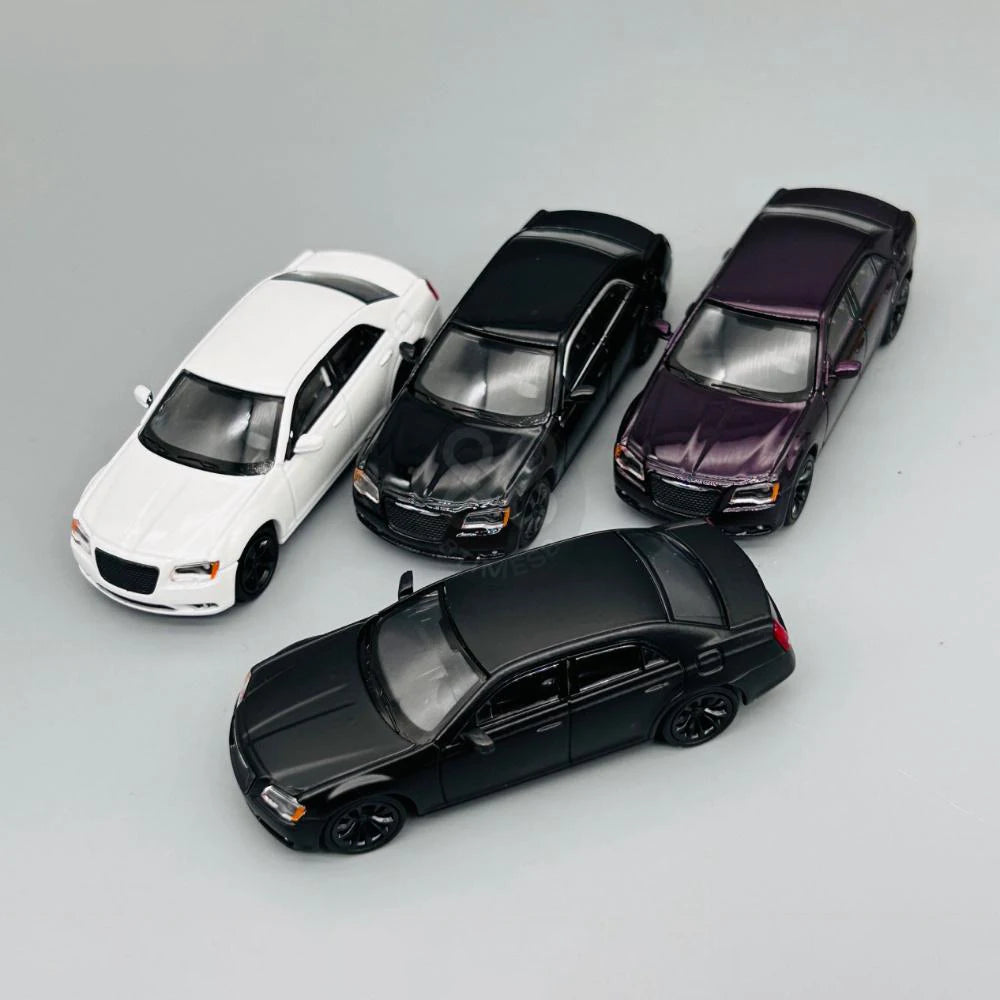 Chrysler 300C 596 1:64 Diecast