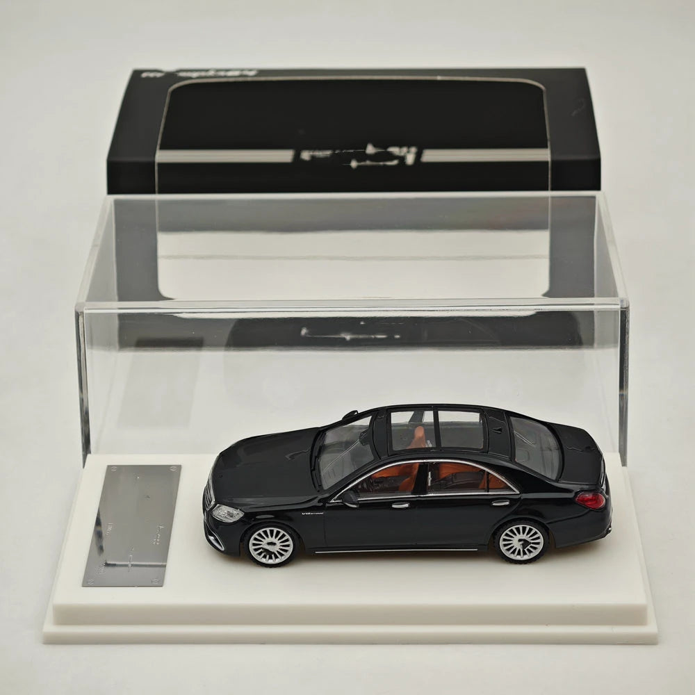 Mercedes-Benz S65 W222 Fine Works 1:64 Diecast
