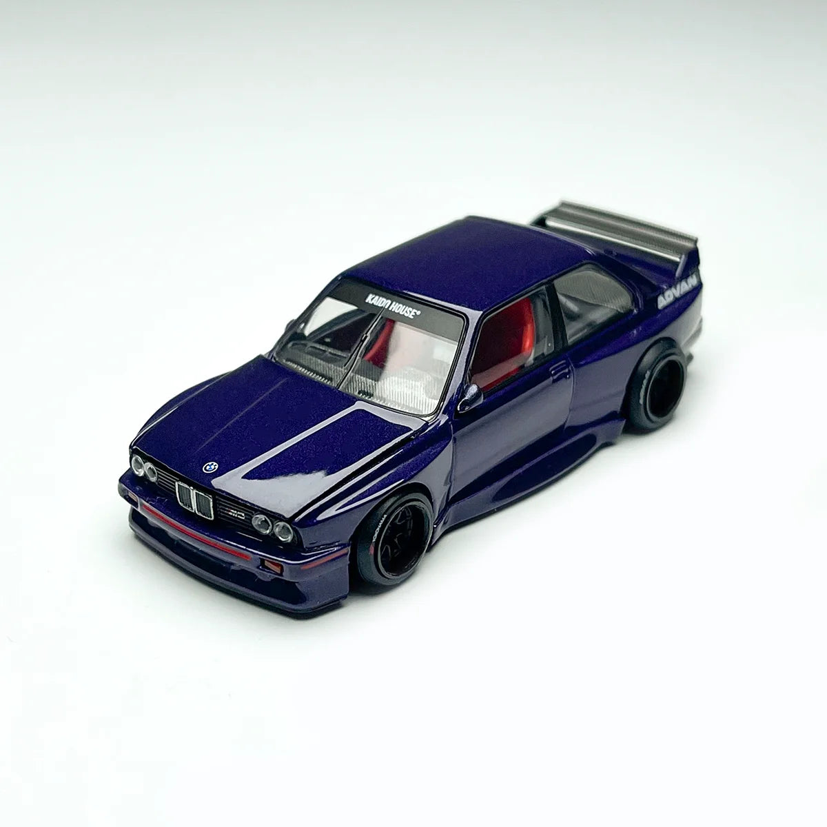 Kaido House BMW M3 E30 Advan 1:64 Diecast
