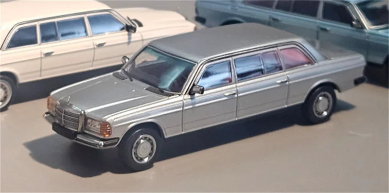 Goc X Jiyi 1 64 V123 Long Wheelbase Lwb Version 1:64 Diecast