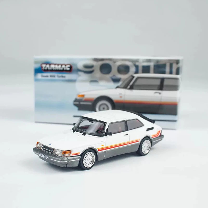 Tarmac Works Saab 900 Turbo White 1:64 Diecast