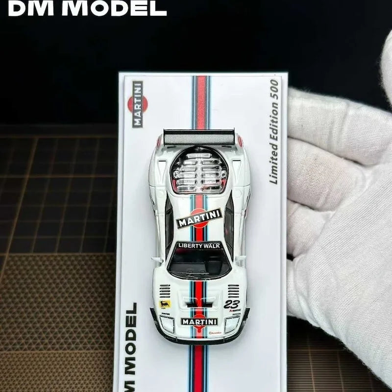 Ferrari F40 LBWK #58 Martini DM Model 1:64 Diecast