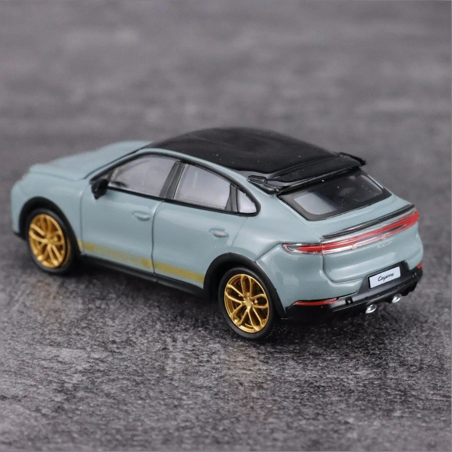 Porsche Cayenne Turbo GT TH Model 1:64 Diecast