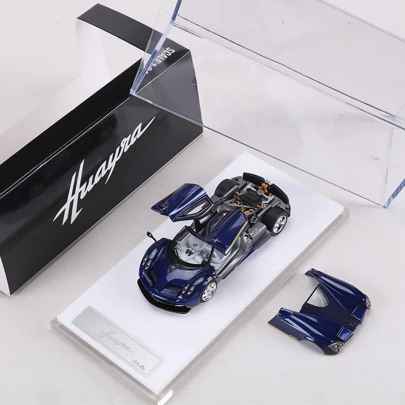 Hkm 1 64 Huayra Can Open the Door and the 1:64 Diecast