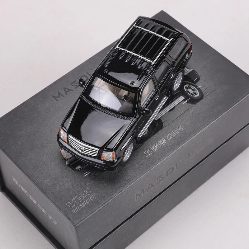 Cadillac 2005 Escalade Masdi 1:64 Diecast