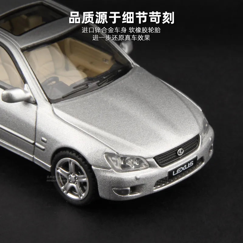 Toyota Crown / Lexus IS300 Masdi 1:64 Scale Diecast Model Car