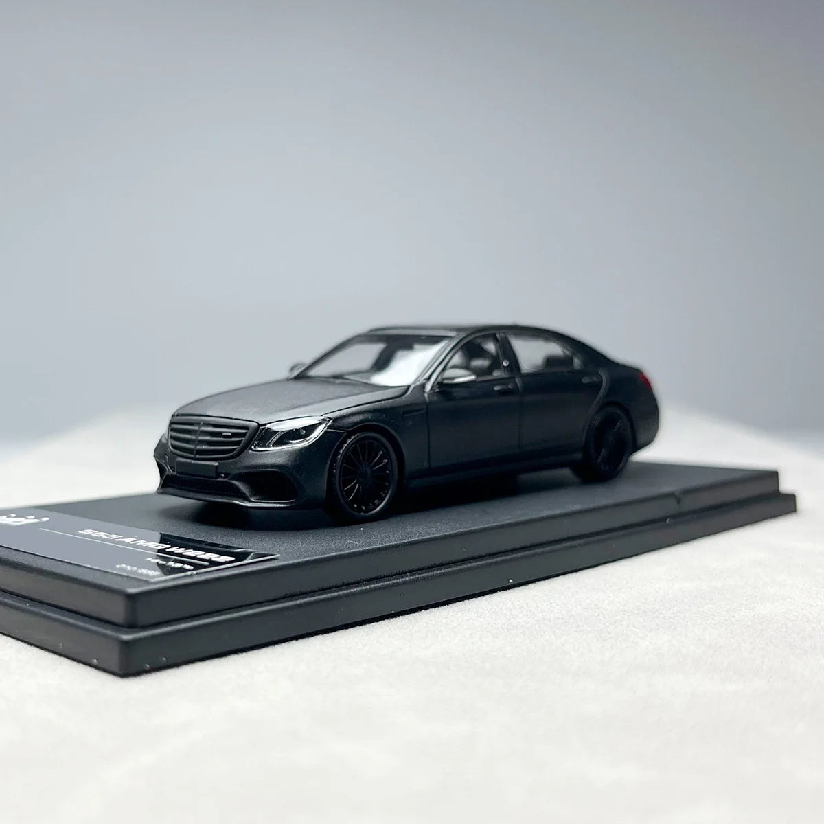King 1 64 S65 1:64 Diecast
