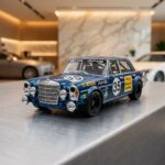 Liberty64 Mercedes-Benz 300 SEL 6.3 Blue Pig 1:64 Diecast