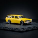 MINI GT Datsun 510 Wagon 0G FLO Yellow Kaido 1:64 Diecast