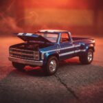 Ready to Ship Khmg 192 1 64 Chevrolet Silverado Dually 1:64 Diecast