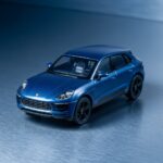 Bburago Porsche Macan Turbo Electric 1:24 Diecast